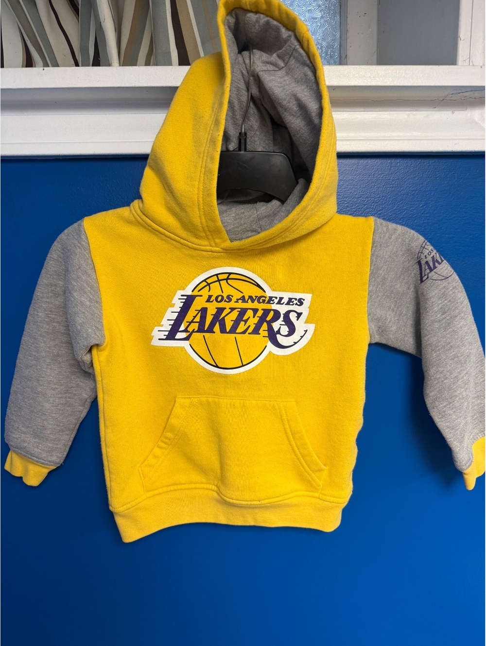 Los Angeles Lakers NBA Kids Toddler 4T Pullover Hoodie Yellow Grey Colorblock